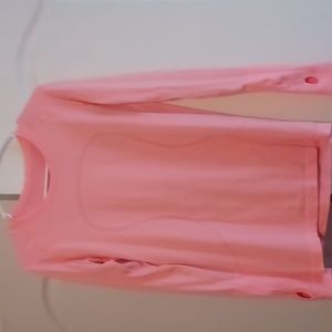 Swiftly lululemon shirt